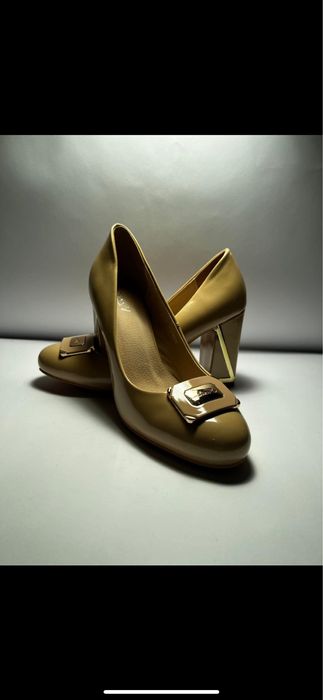 Разпродажва на токчета