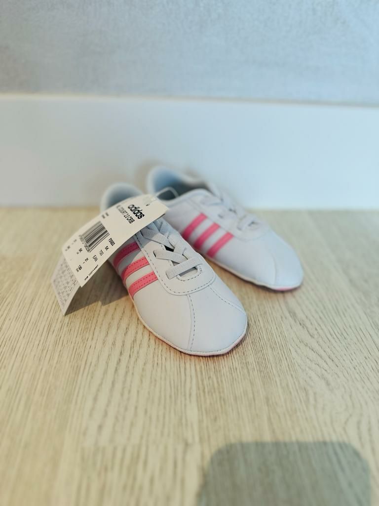 Adidasi ADIDAS mărime 21 NOI