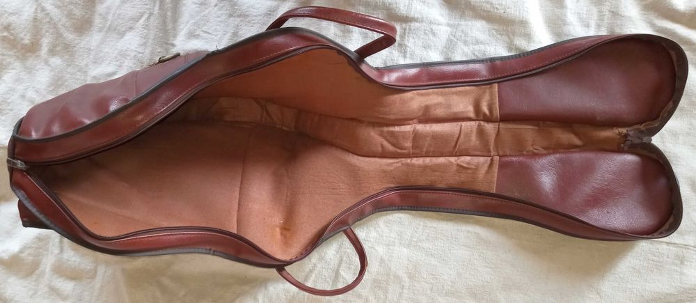 Калъф зa китара. ретро стил. 100x34x25x15x7 см