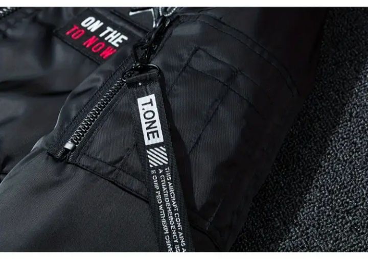 Vand geaca pilot  de toamna iarna nouă marimea 64   66