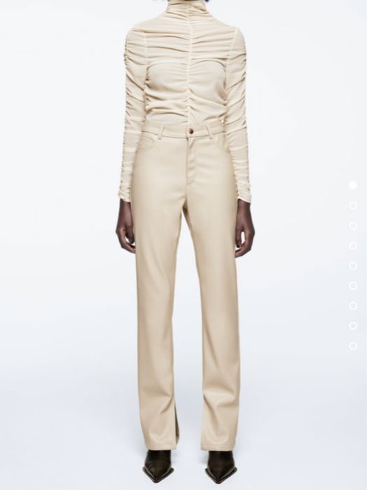 ZARA бежов кожен панталон с цепки и мека подплата