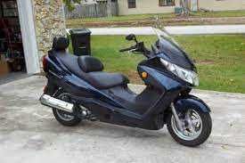 dezmembrez piese parbriz carene motor cdi suzuki burgman 125 400 650