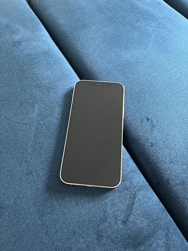 iPhone 12 PRO 128GB Silver Neverlocked