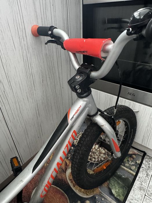 Детско колело Specialized