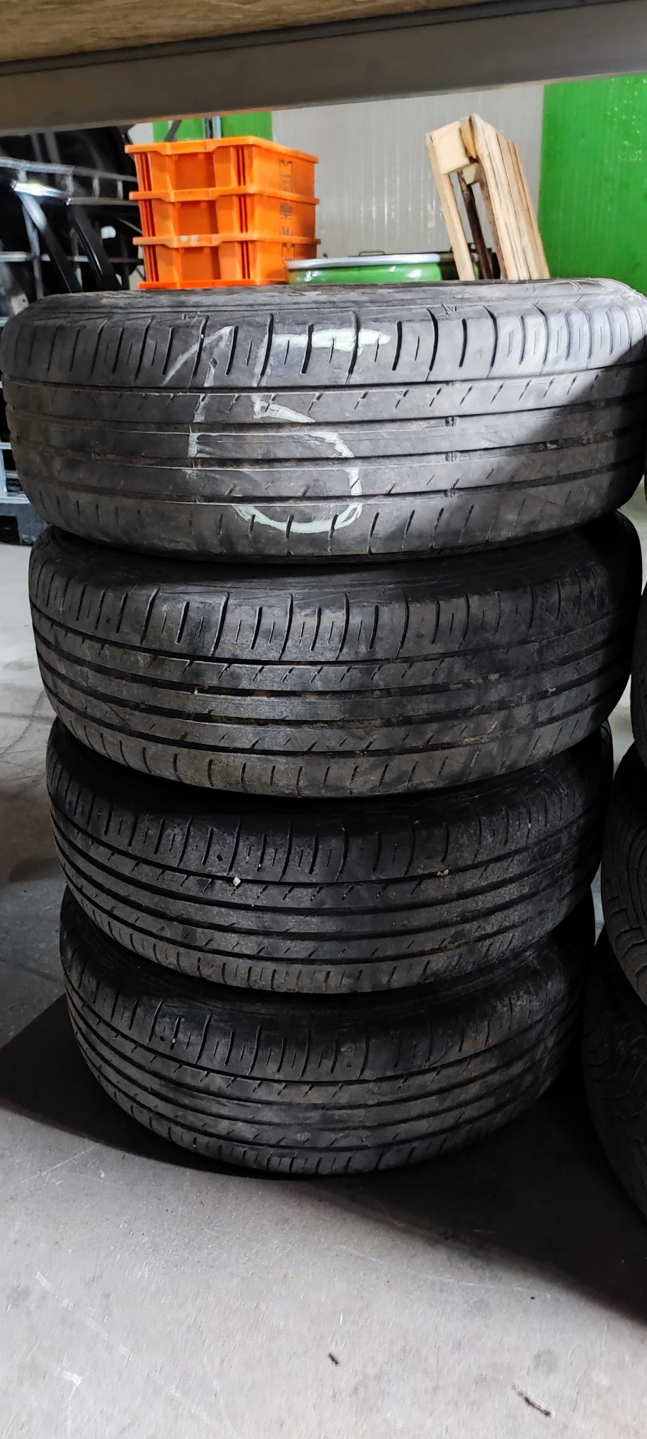 Roti roata volkswagen vw passat golf touran 195/65/15 Falken de vara