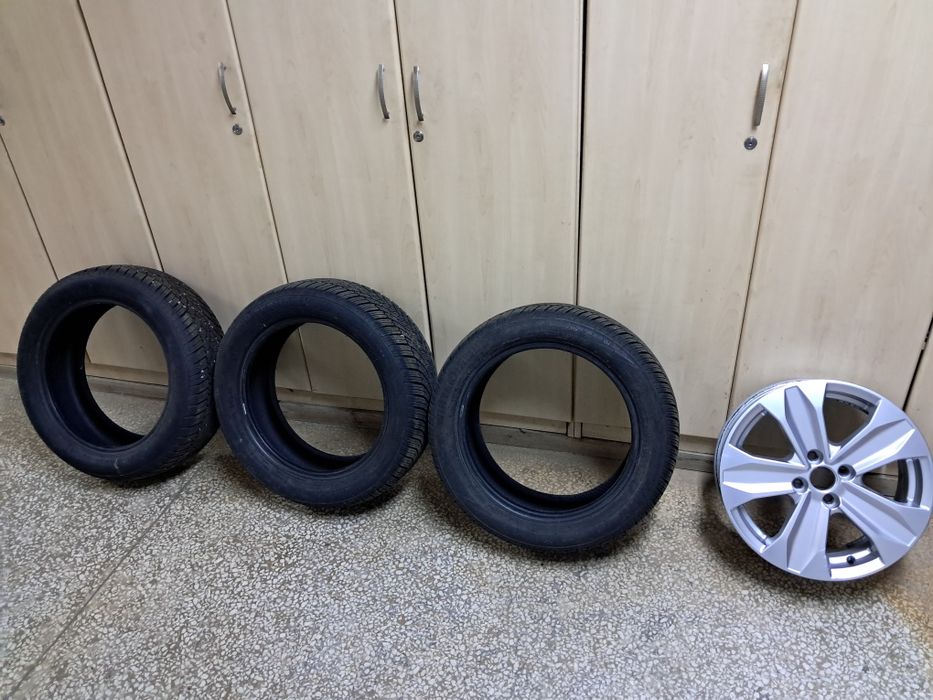 Anvelope iarna 195-55-16.