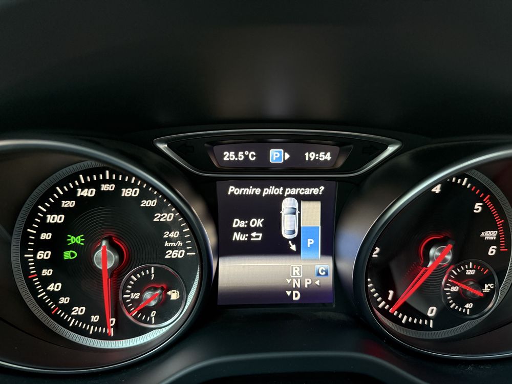 Mercedes-Benz Cla 180d
