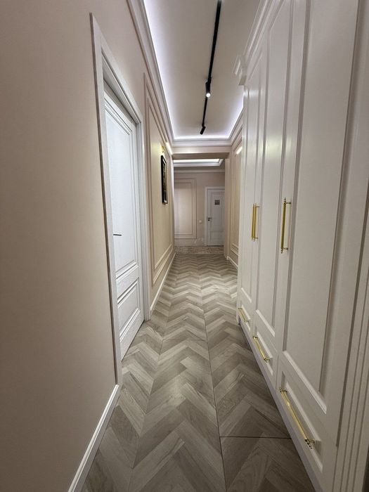 Срочно Продаётся Кушбеги Новостройка 3/5/9 евро ремонт с мебелью !