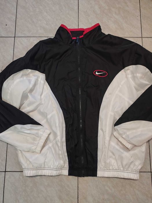 Мъжка винтидж ветровка на Nike