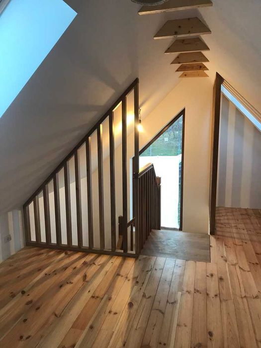 Scari de interior (la comanda)