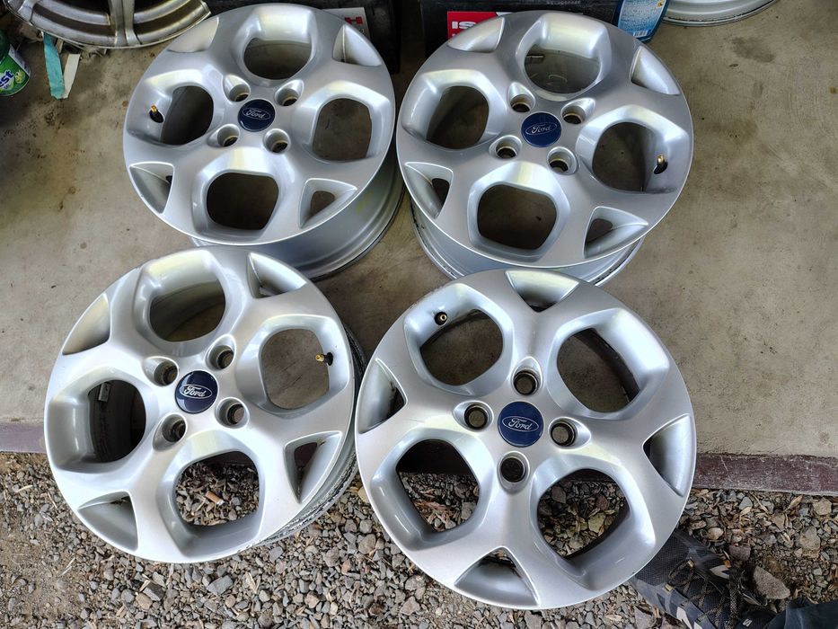 4бр.АЛУМИНИЕВИ ДЖАНТИ 15ки за FORD 4x108 6jx15 et47,5