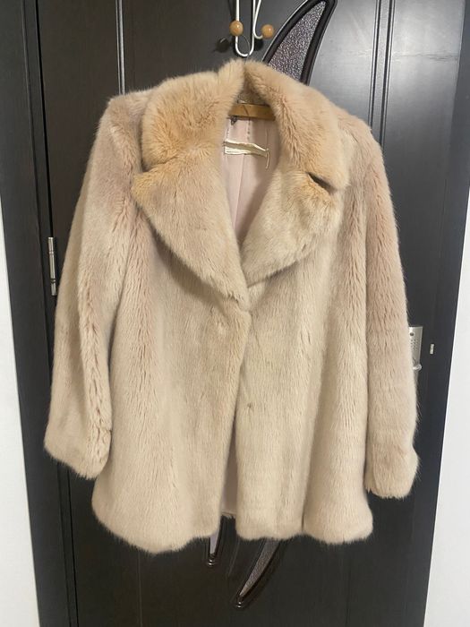 Vând blană model Zara