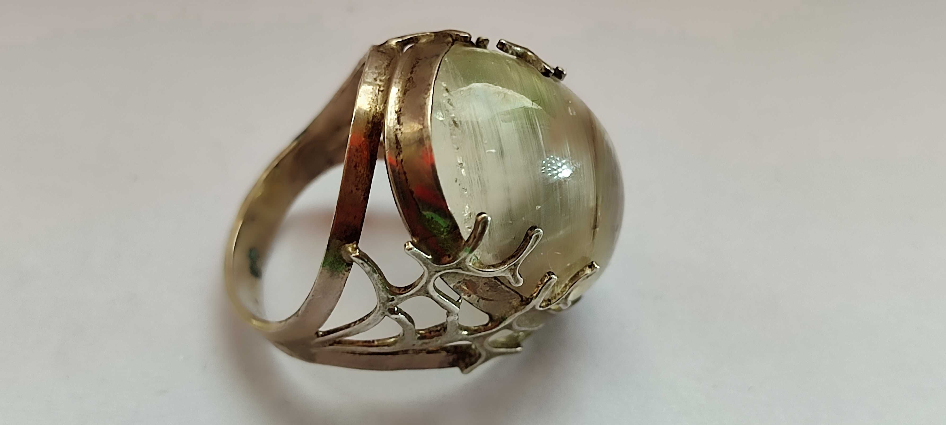 Эксклюзивное женское кольцо с камнем ЦИТРИН