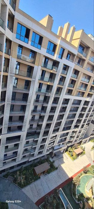продам квартиру 
ЖК IMPERIAL 2/12/14   (58м2) коробка с кадастром