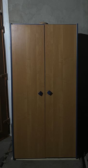 Продается шкаф б/у