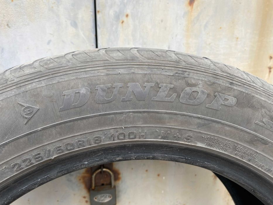 Гуми 225/60/18  DUNLOP - 4 броя (еднакви) - 40 лв за брой