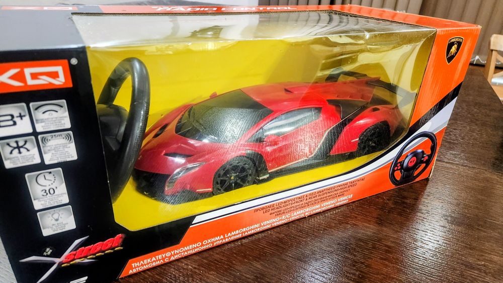 Кола с дистанционно управление