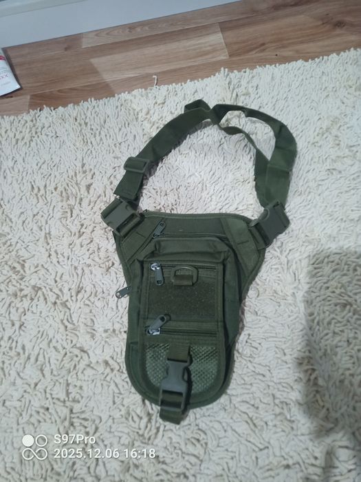 Сумка набедренная