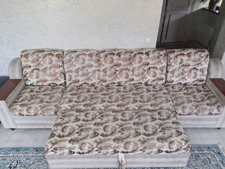Диван + кресло в отличном состоянии