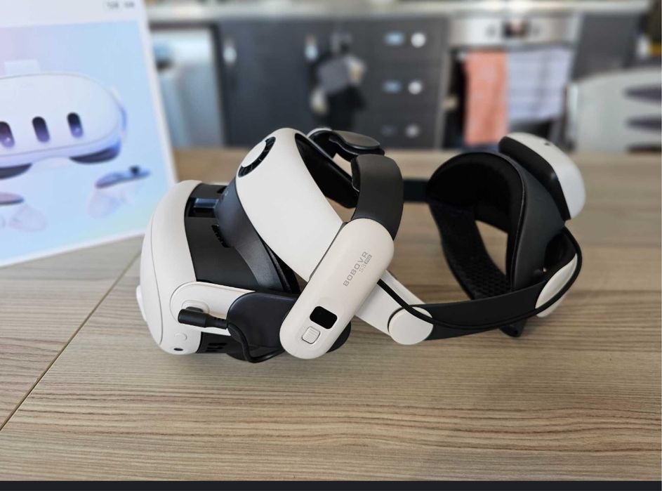 Meta Quest 3 (128GB) + Пълен комплект (слушалки, каишка, кейс, кабел)