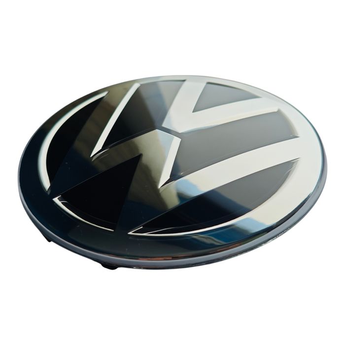 137мм Предна емблема за дистроник Фолксваген VW Passat B8 - 3G0853601A