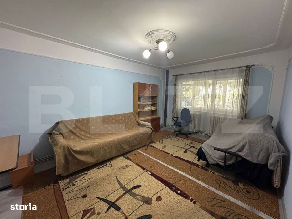 Apartament de 3 camere, decomandat, bulevardul Tudor Vladimirescu