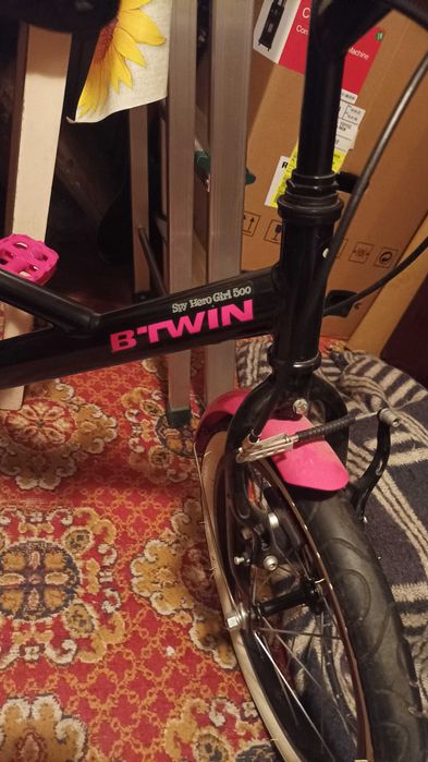 Bicicleta pentru copii cu roti ajutatoare