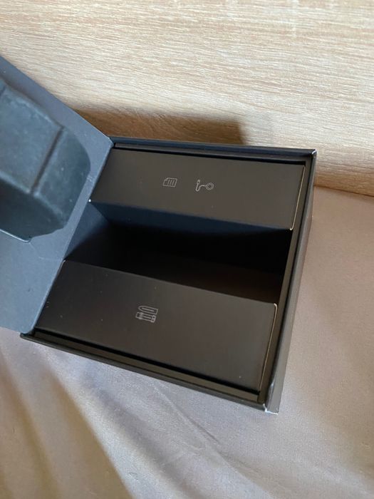 Чисто нов xiaomi watch s1