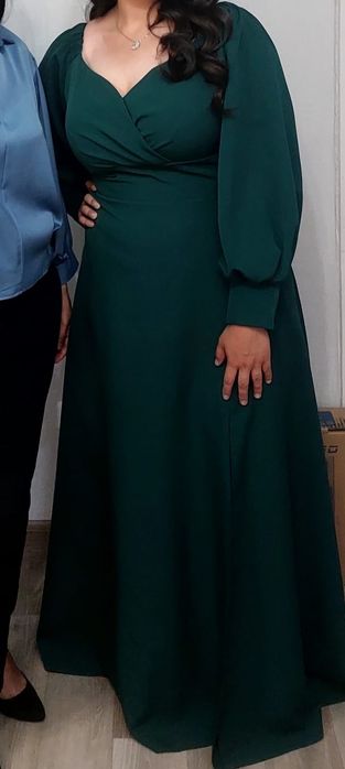 Продам платье вечернее размер 48