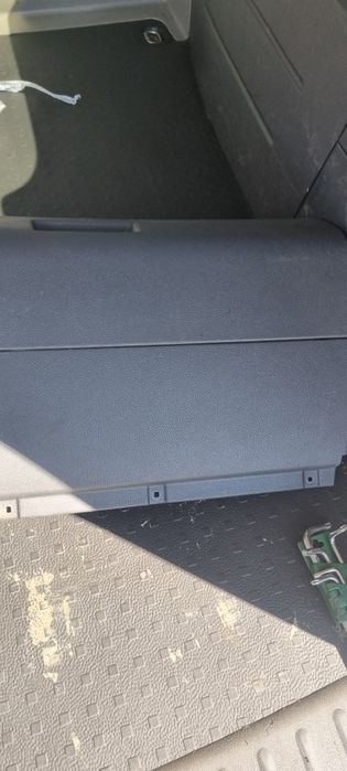 Жабка за VW CADDY 2011-2016