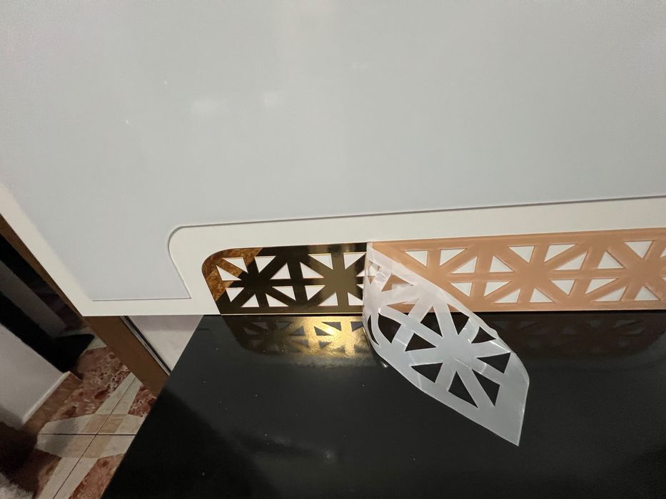 Oglindă pe mdf nouă