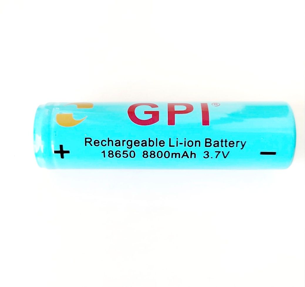 3.7V 12000mAh Li-Ion Батерия 18650 и зарядно за тях