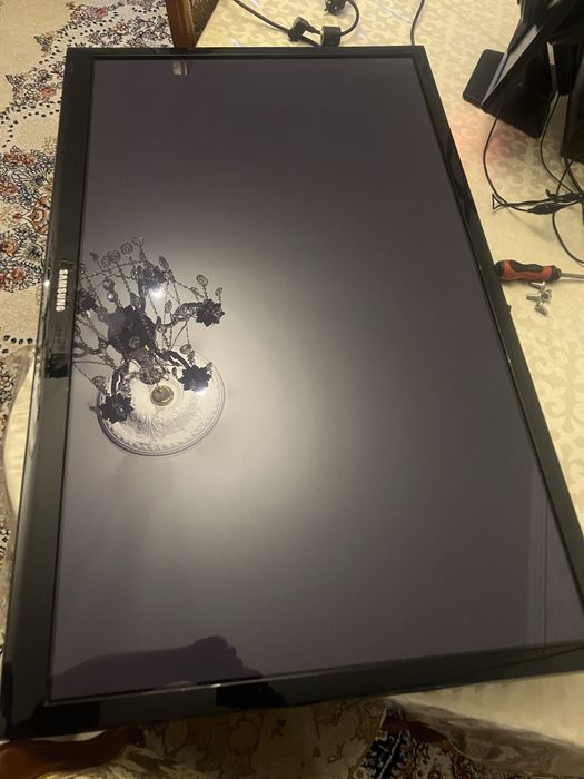 Телефизор Samsung 109см