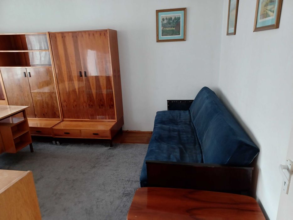 Proprietar inchiriez ap. o camera decomndat zona Medicinei