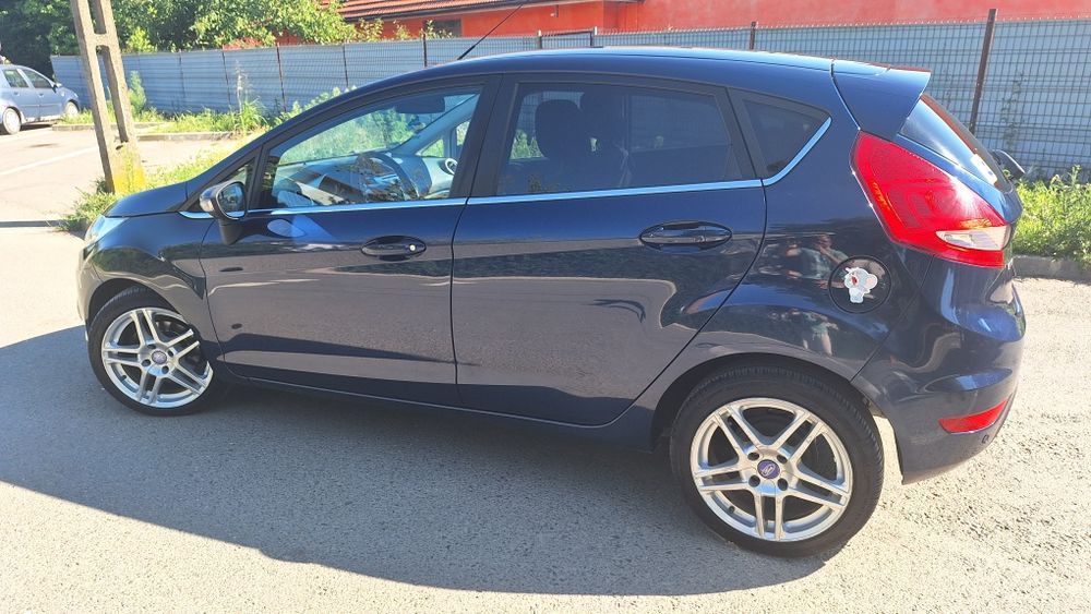 Ford Fiesta Titanium 1.6 Tdci, 95cp, camera