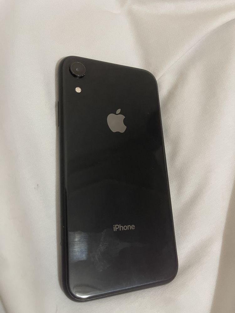 iphone xr black 64