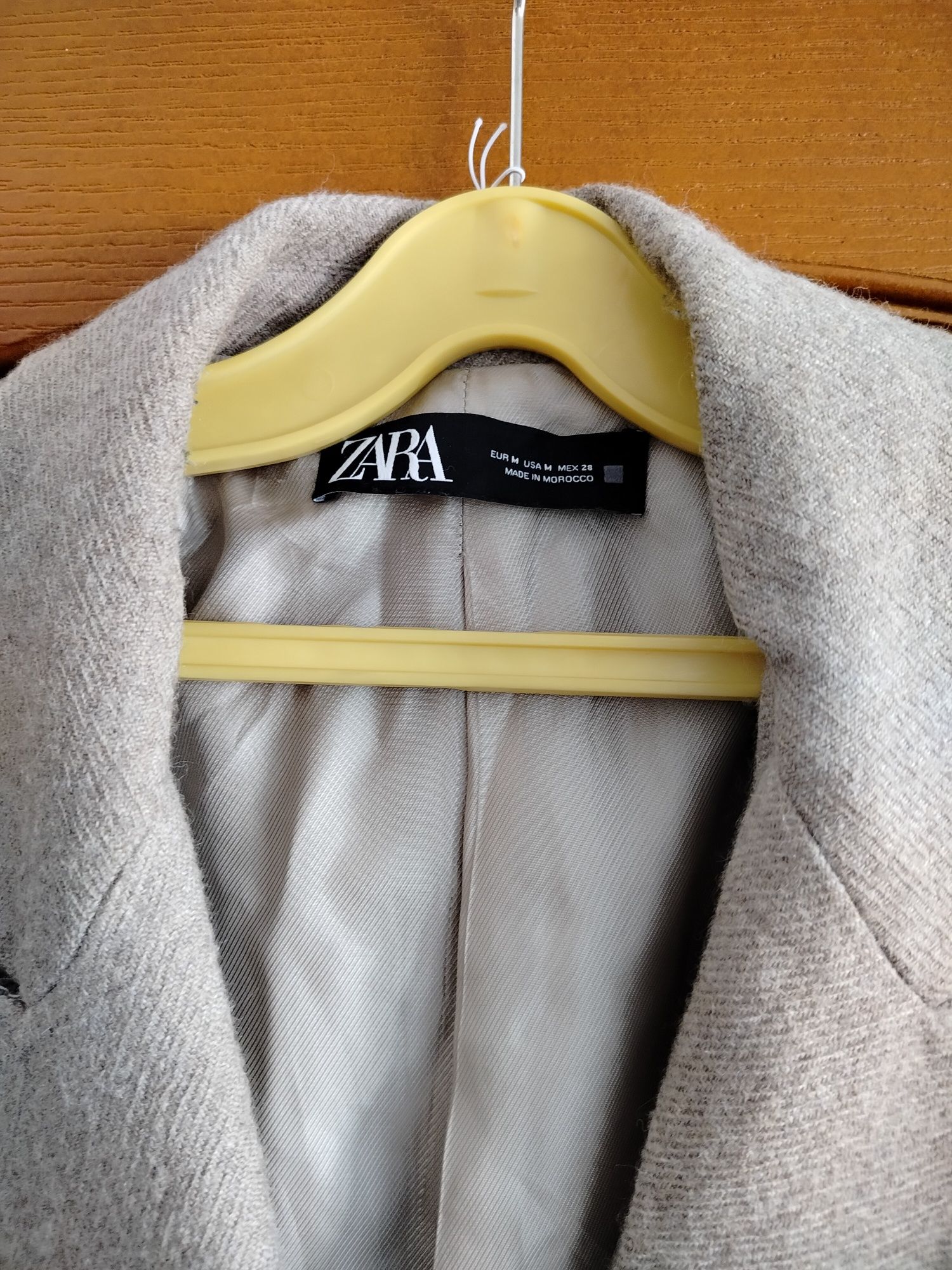 Zara 100% вълнено палто M
