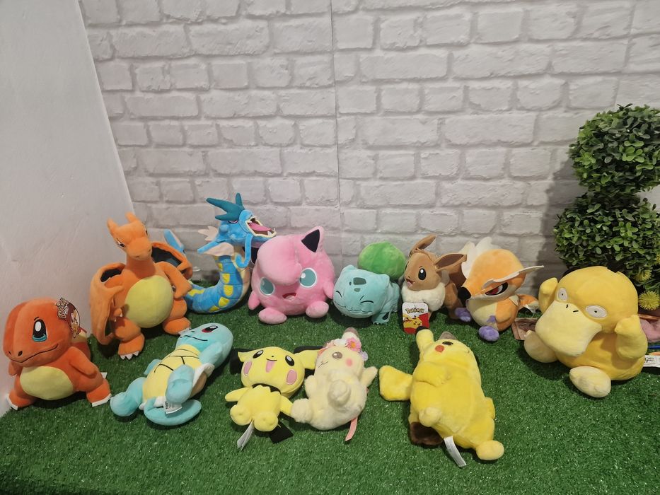 Pokemon колекция оригинални
