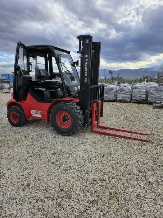 Motostivuitor HANGCHA 3 tone pentru teren accidentat