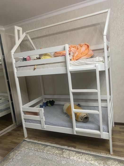 детская кровать 160/80. 70 тысячтенге