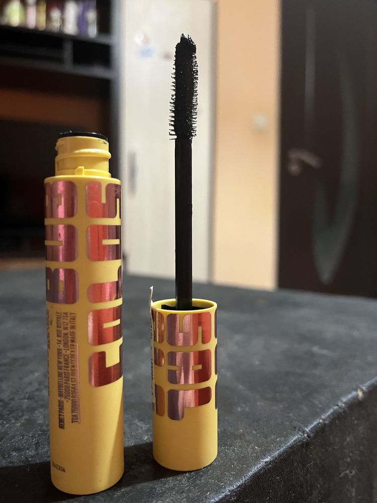 Продавам спирала Maybelline The Colossal