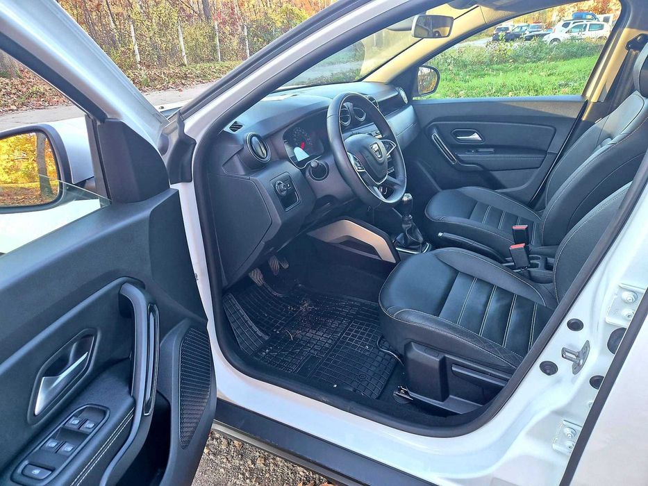 Dacia Duster 1.5dci camere 360 grade, full piele