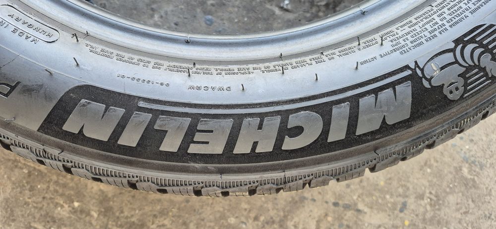 4 anvelope iarna runflat Michelin 265/50/19,dot 2022.Pret pe bucata