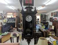 Старинен белгийски часовник