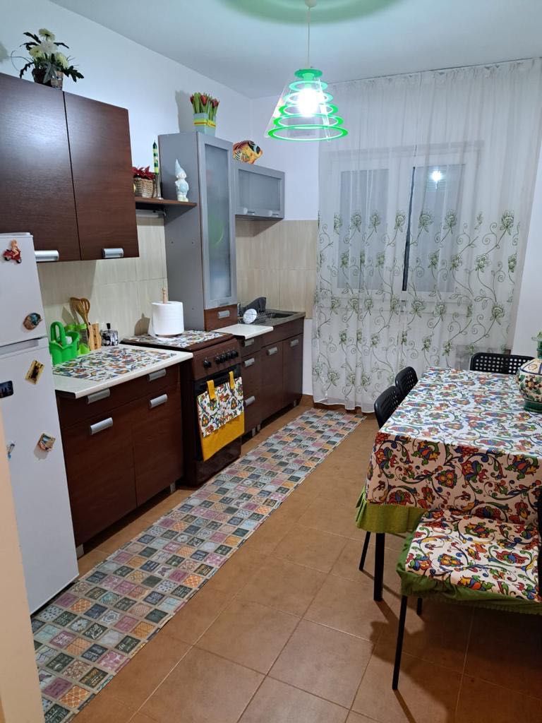 Apartament 2 camere Deveselu, Olt