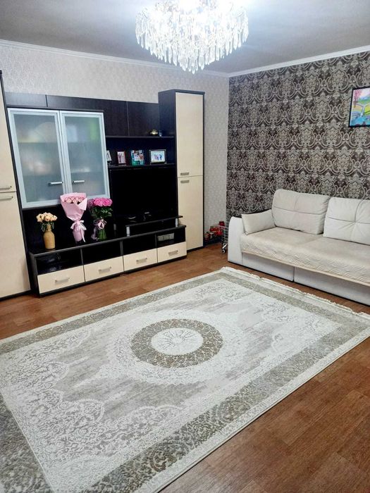 продам квартиру магазин Раузет (Рахат)