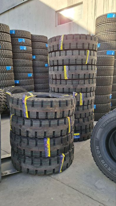 Автошина 12.00R20 KUNLUN