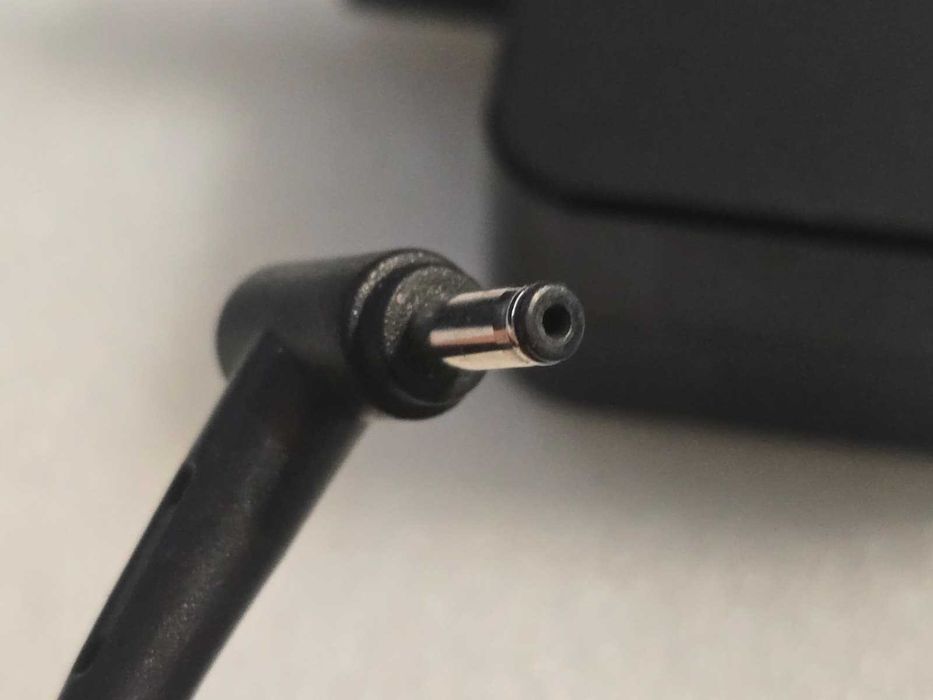 Incarcator laptop Asus 19V 2.37A 45W ADP-45BW C mufa 4.0x1.35 mm