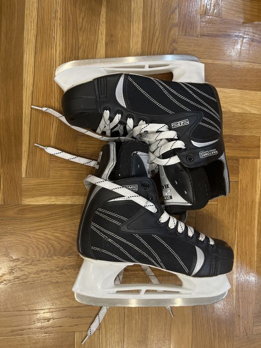 Коньки хоккейные