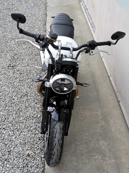 Motocicleta Triumph Speed Twin 1200 2025 | Rate | Leasing